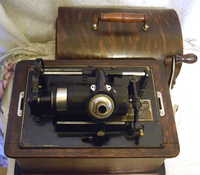 a second thumbnail of Edison Standard Phonograph