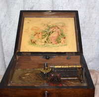 a third thumbnail of Nine and 1/4 inch Kalliope music box with bells