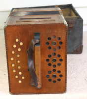 a fifth thumbnail of Tanzbar accordion