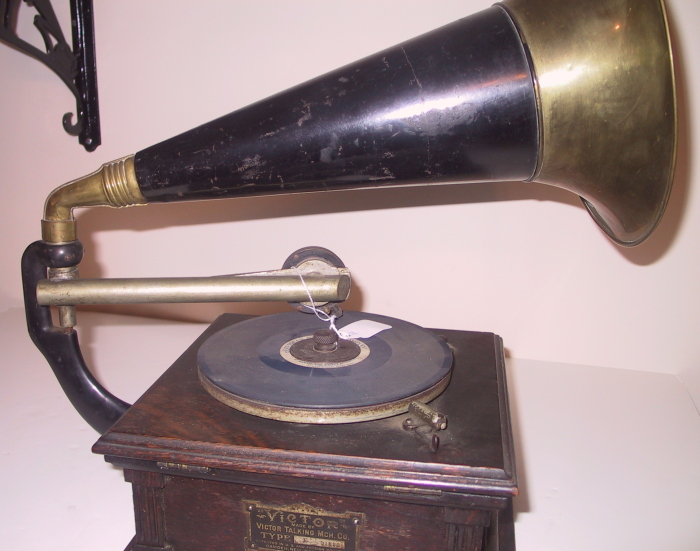 Victor Type E with rigid arm